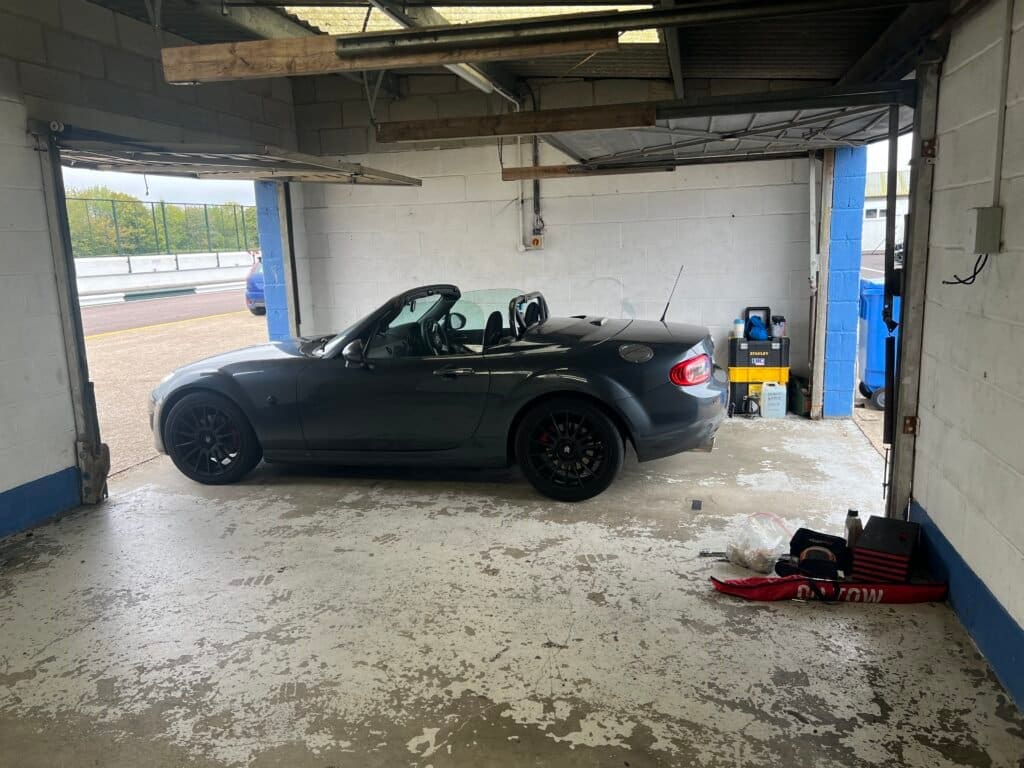 Thruxton Garage all to myself.